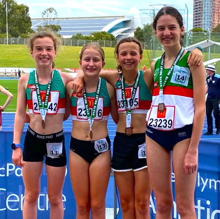 SELAC Middle distance relay team - Eastern Suburbs